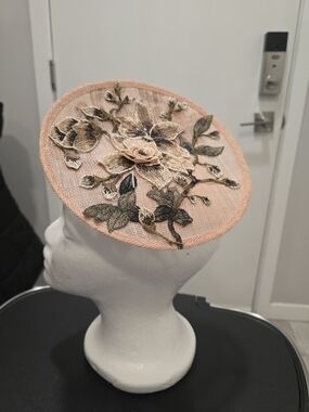 Mauve Embroidered Floral Fascinator Hat